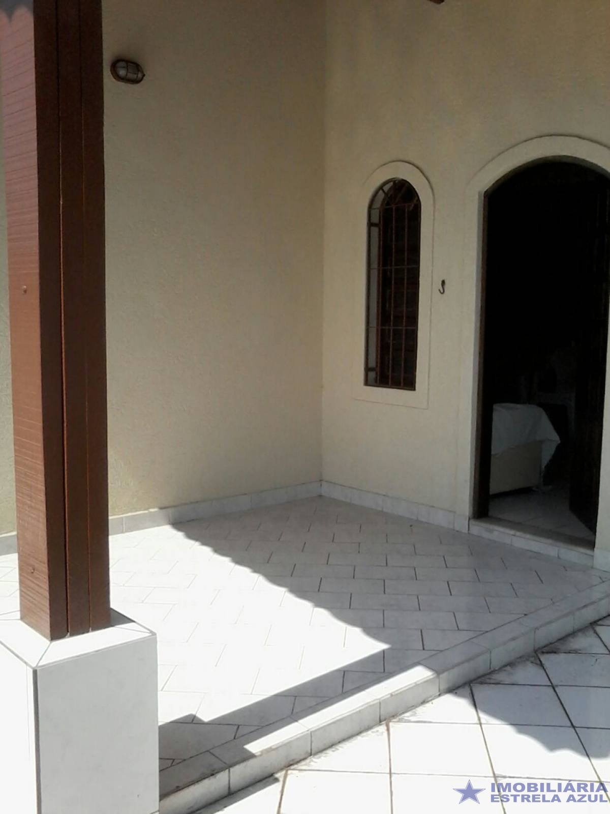 Casa no bairro Alvarenga 