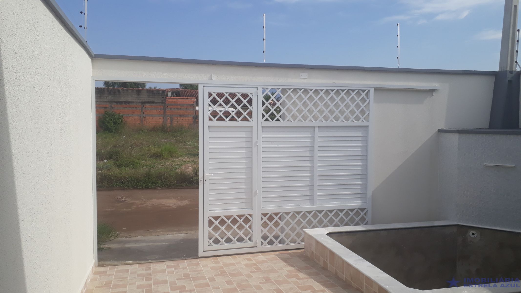 Casa para venda no bairro Parque Turistico em Peruíbe