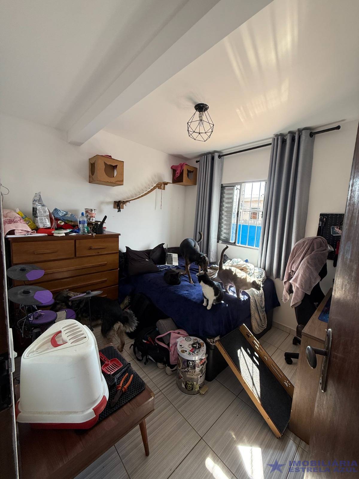 Conjunto no bairro Perus