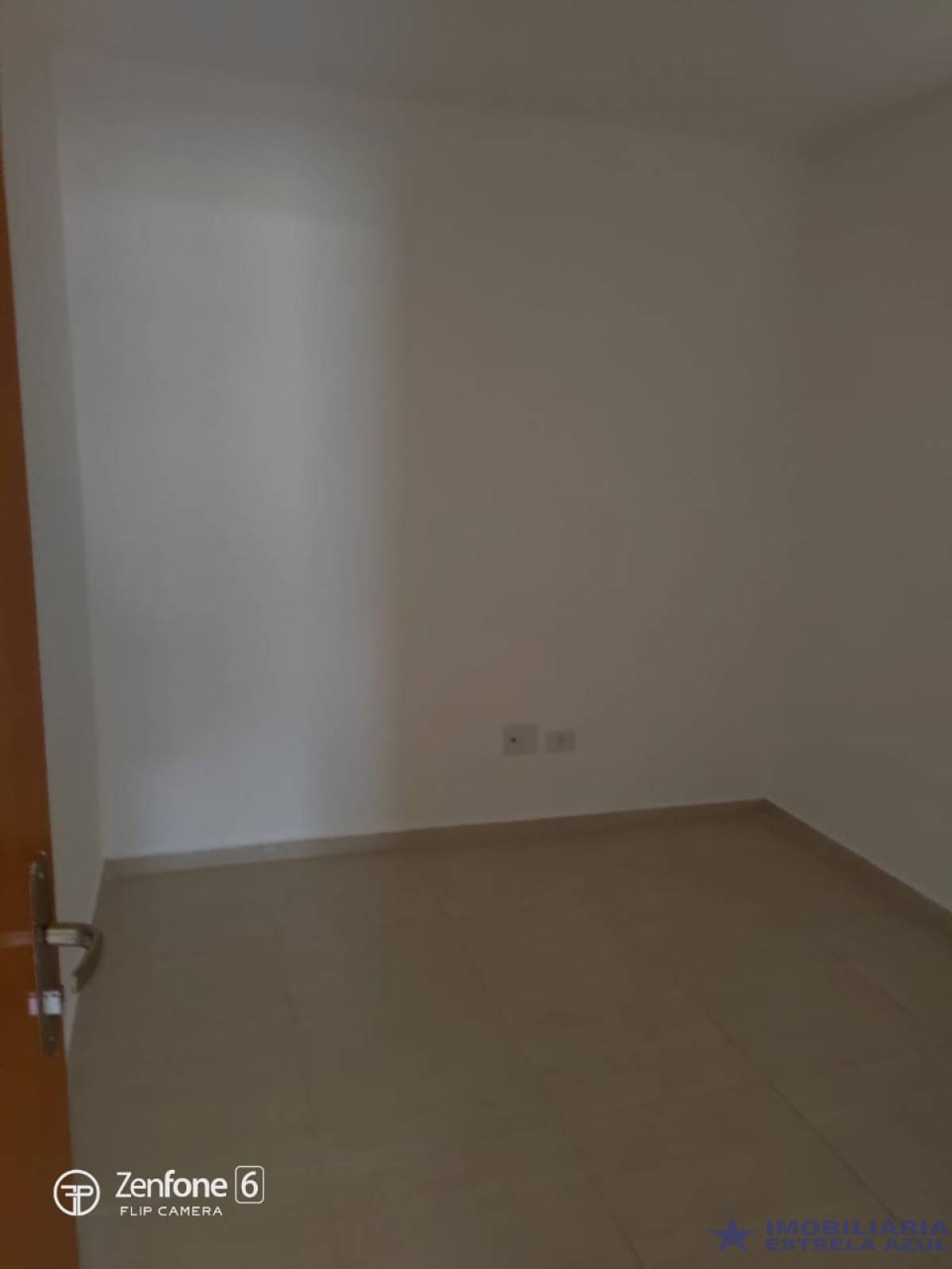 Conjunto no bairro Perus