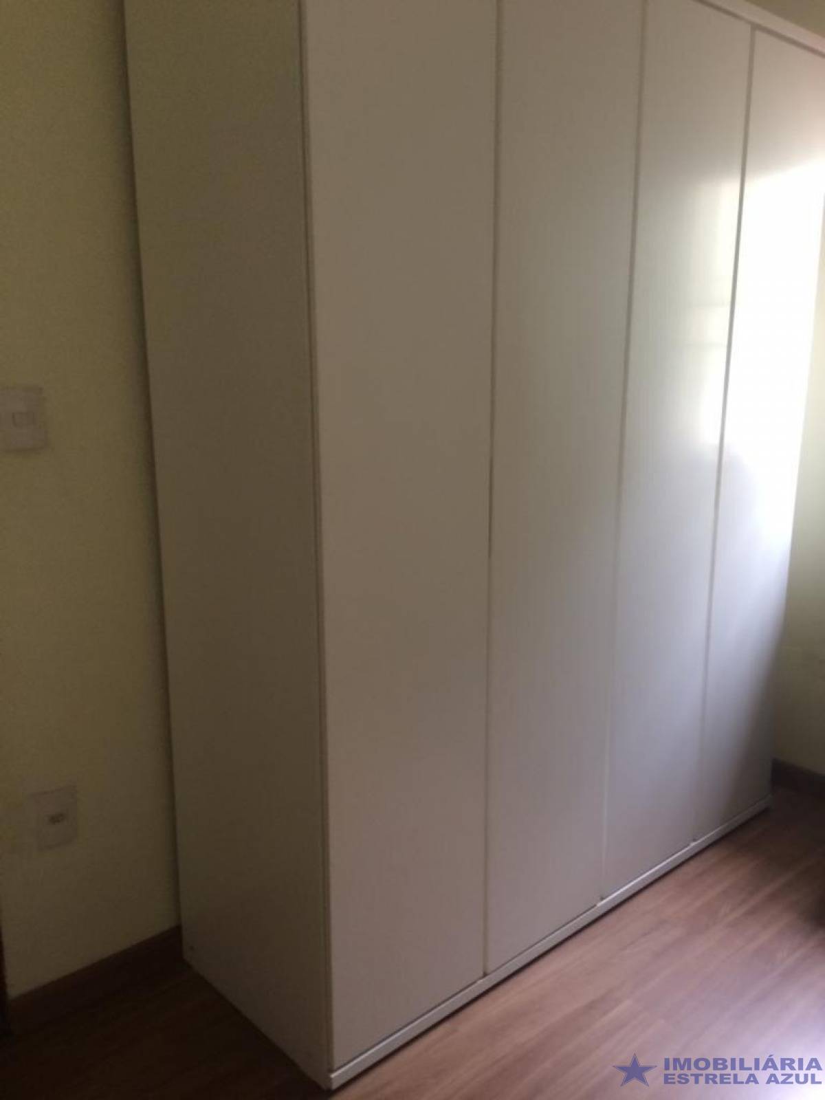 Conjunto no bairro Perus