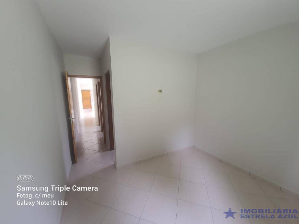 Casa no bairro Caraguava