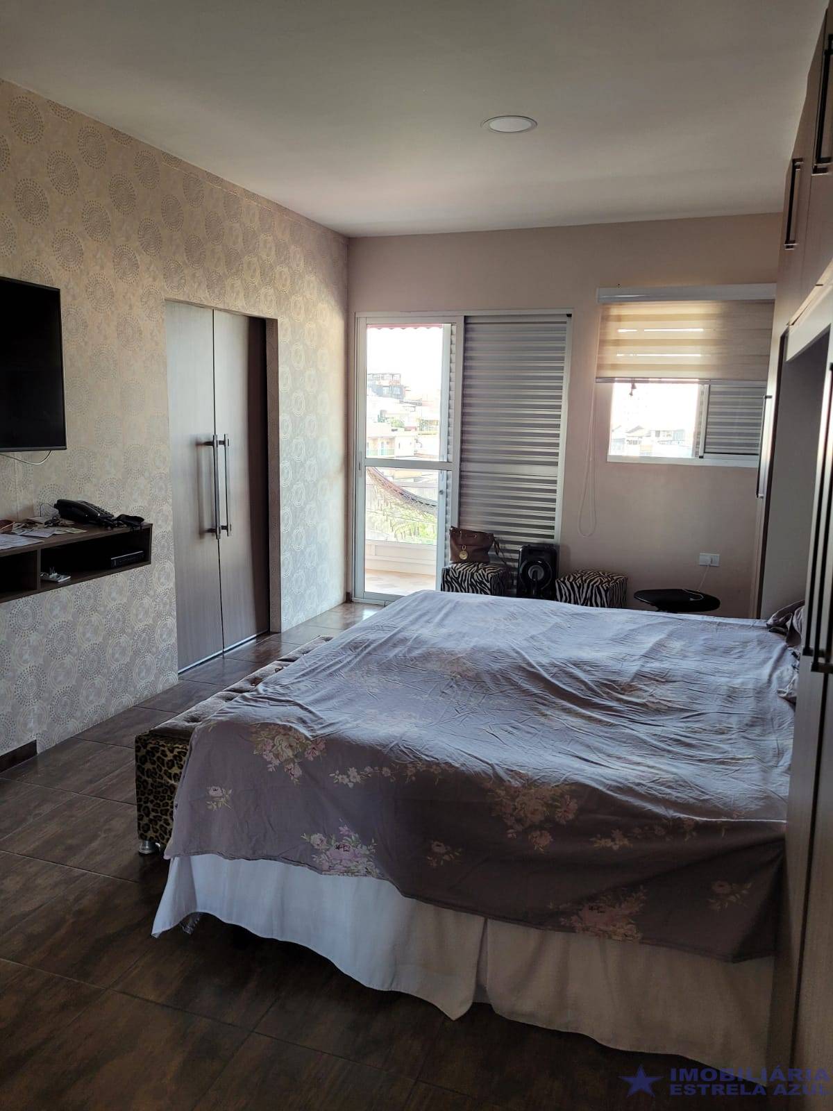 Conjunto no bairro Perus