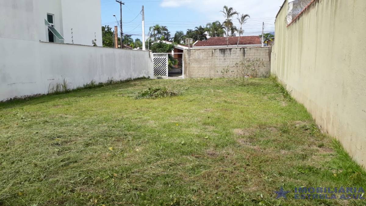 Terreno no bairro Balneário Três Marias
