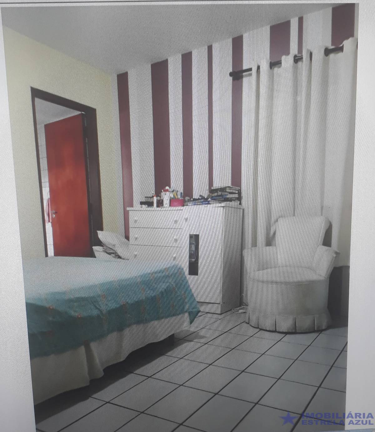 Conjunto no bairro Perus