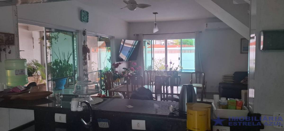 Conjunto no bairro Jardim Márcia 1