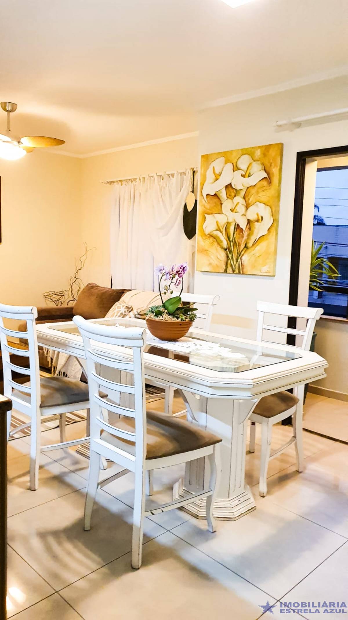 Apartamento no bairro Arpoador