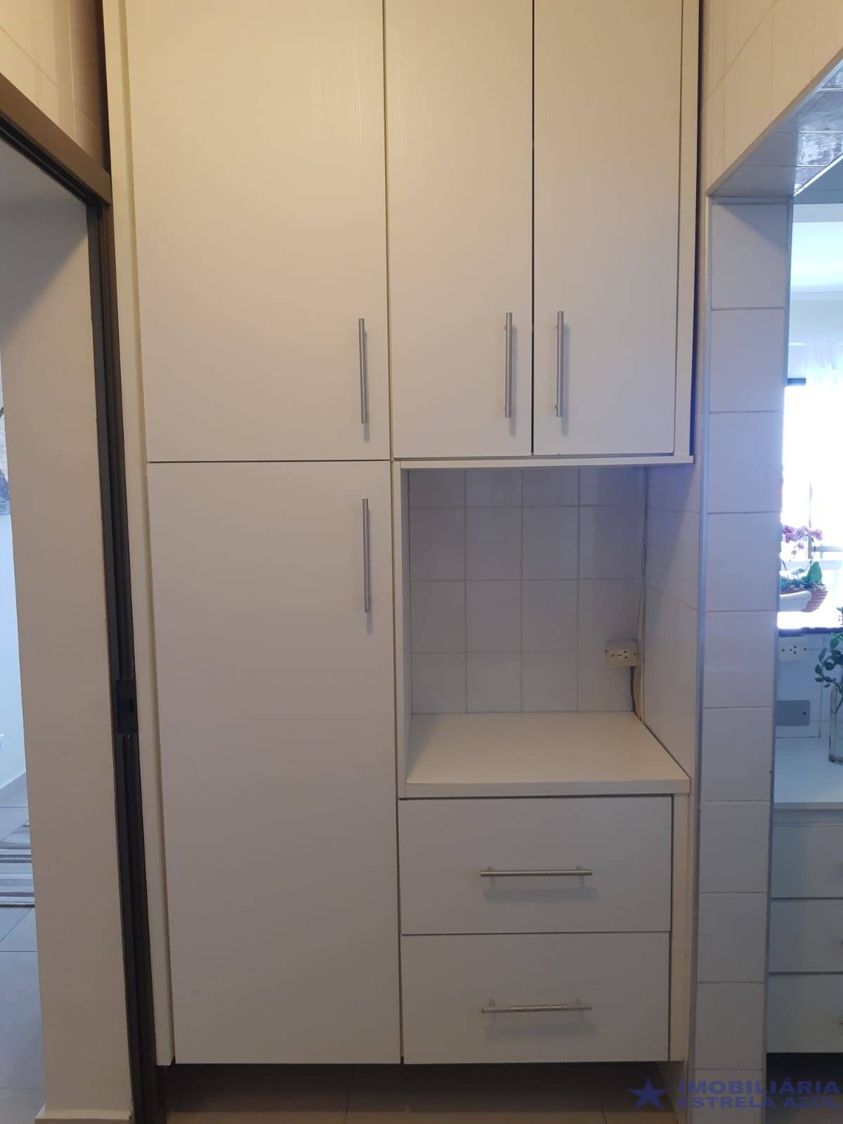 Apartamento no bairro Arpoador