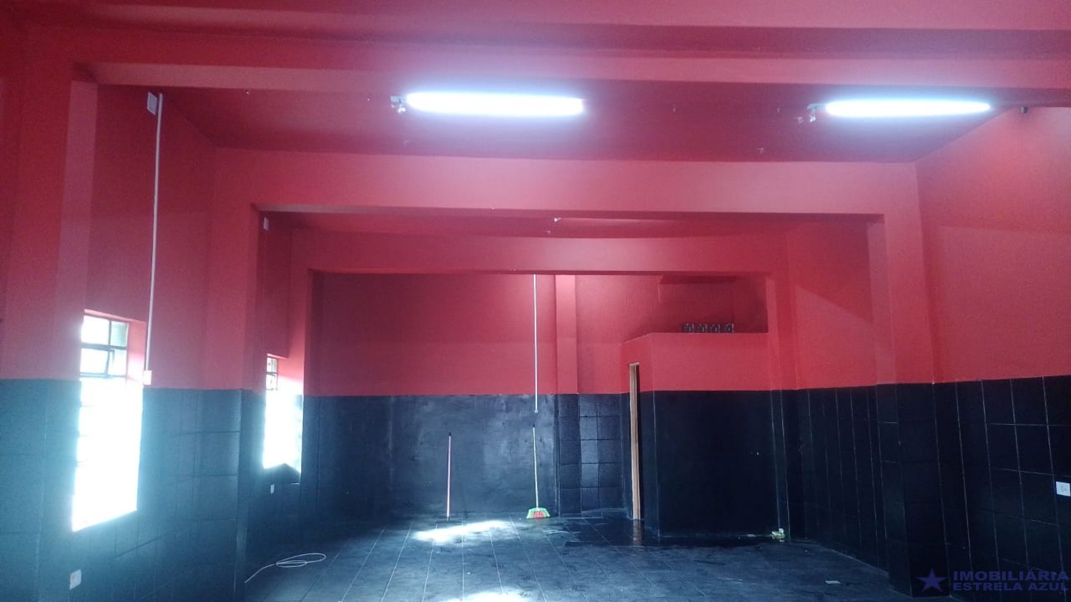 Salão para aluguel no bairro Perus em São Paulo