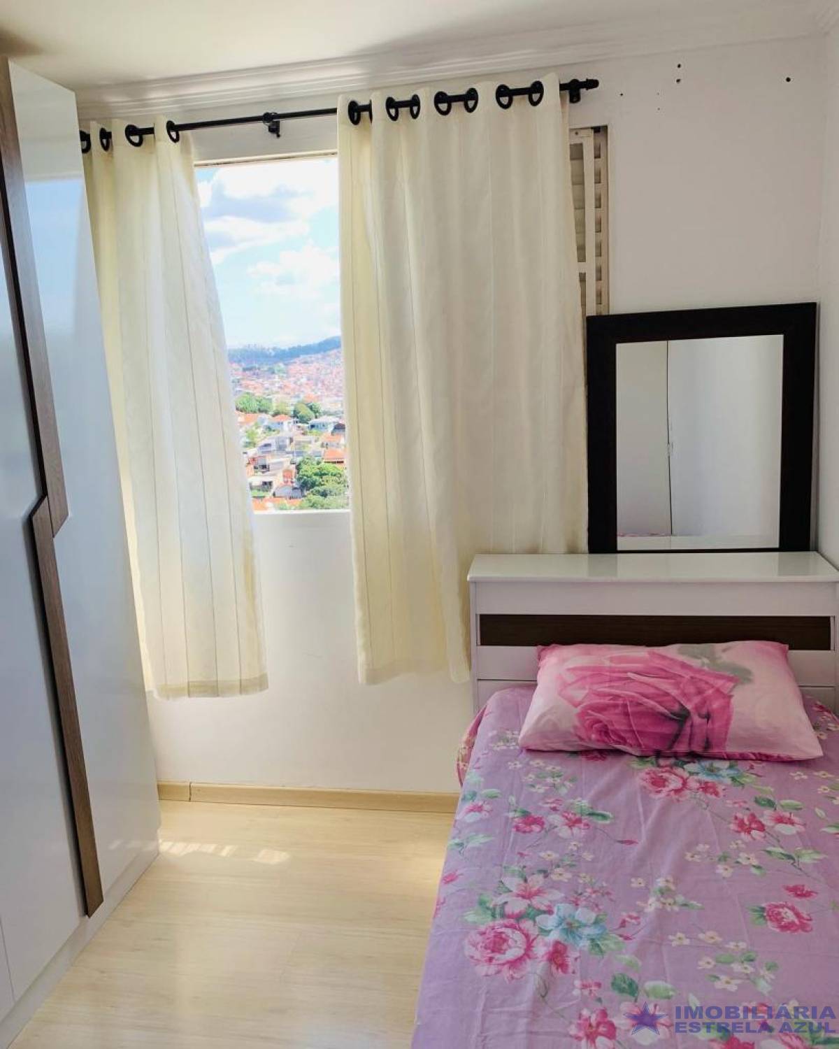 Apartamento no bairro Perus