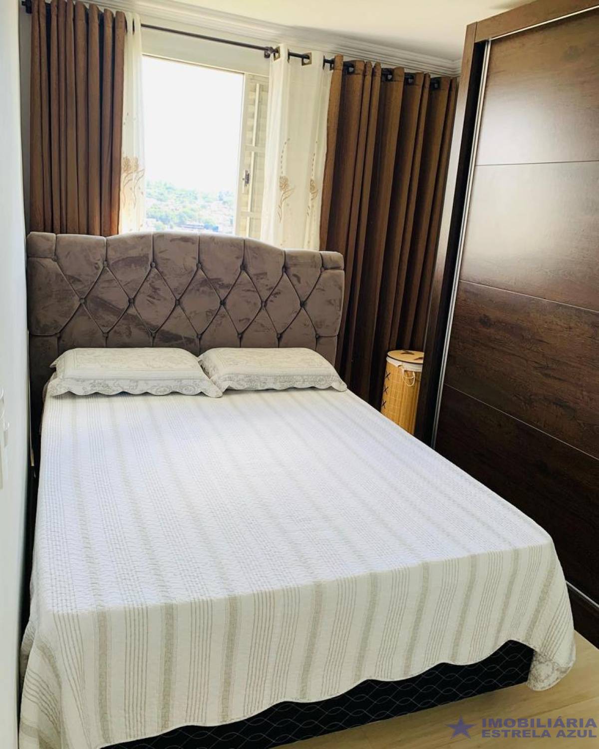 Apartamento no bairro Perus