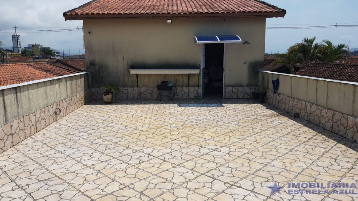 Conjunto no bairro Balneário Maracanã