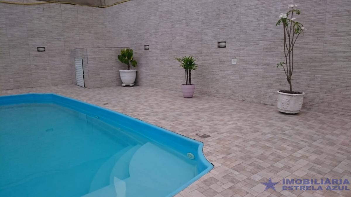 Conjunto no bairro Balneário Maracanã