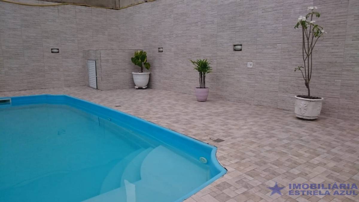 Conjunto no bairro Balneário Maracanã