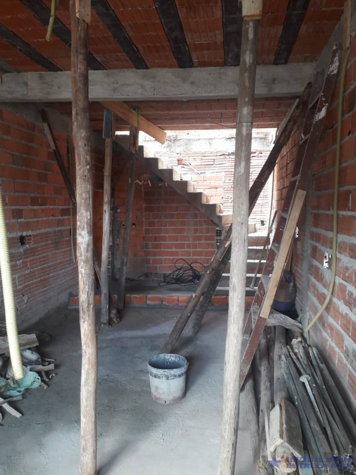 Conjunto no bairro Perus