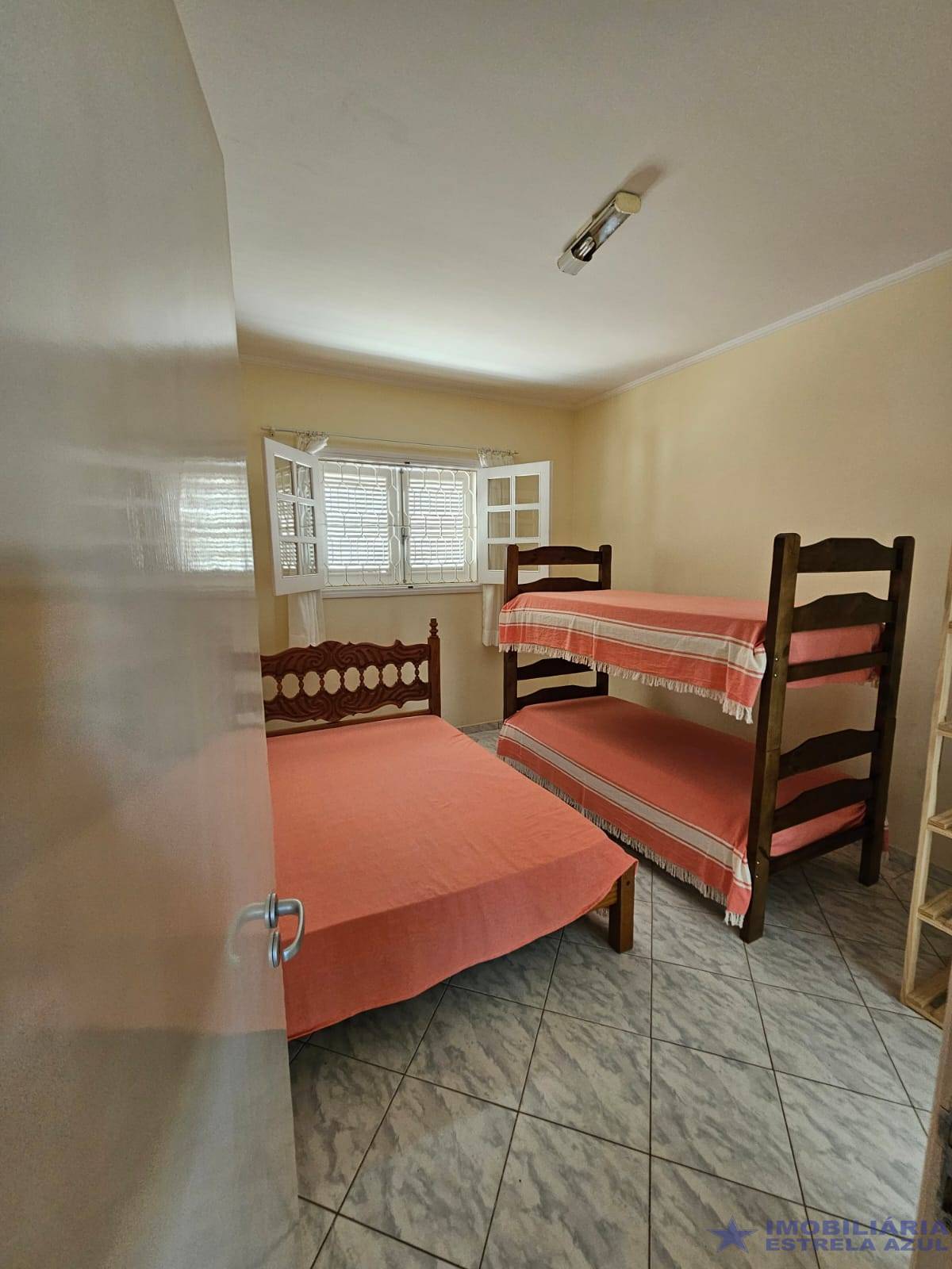 Conjunto no bairro Parque Turistico