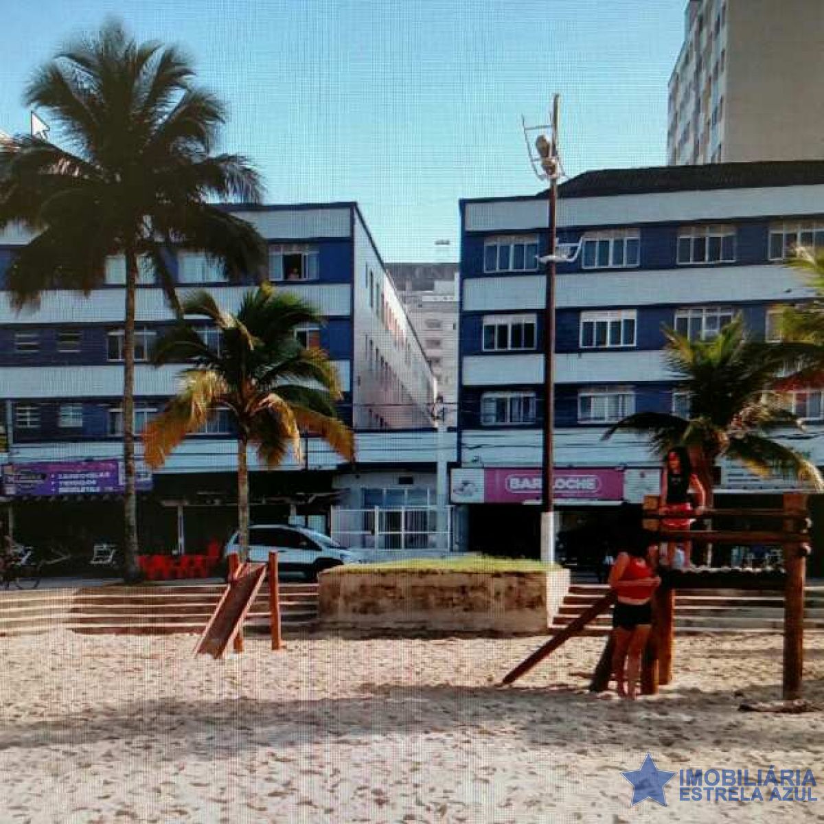 Apartamento para venda no bairro Vila Guilhermina em Praia Grande