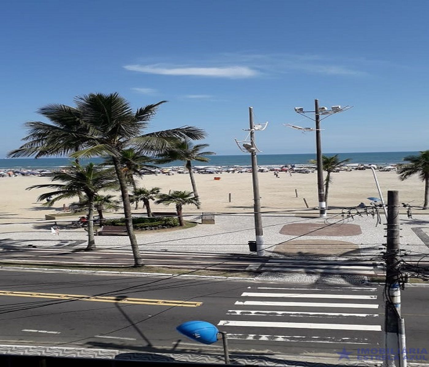 Apartamento para venda no bairro Vila Guilhermina em Praia Grande